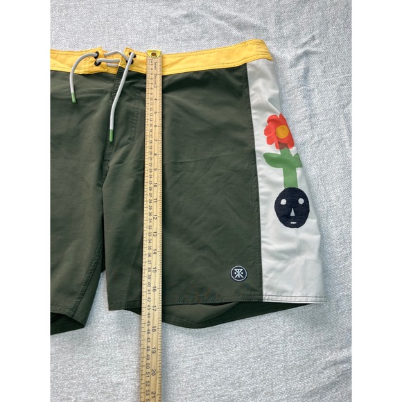 Roark The Passage Boardshorts Mens 38 Olive Green Flower Graphic Swim Trunks - Picture 5 of 5